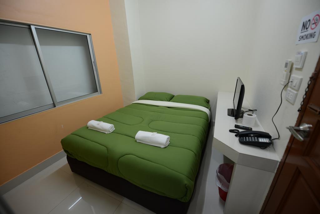 Mini-hôtel Happy 2 2*